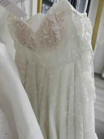 Willow #2 Ivory thumbnail